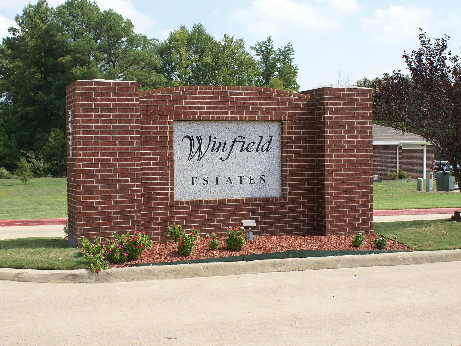 Winfield Estates Apartments — Photo 1