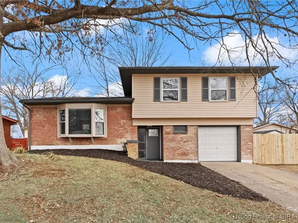 1546 Altawood Drive, Clarksville, IN 47129