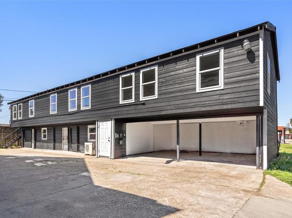 2820 Blodgett St, Houston, TX 77004