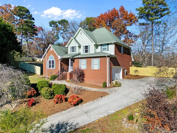 2515 Dogwood Garden Ln, Chattanooga, TN 37421