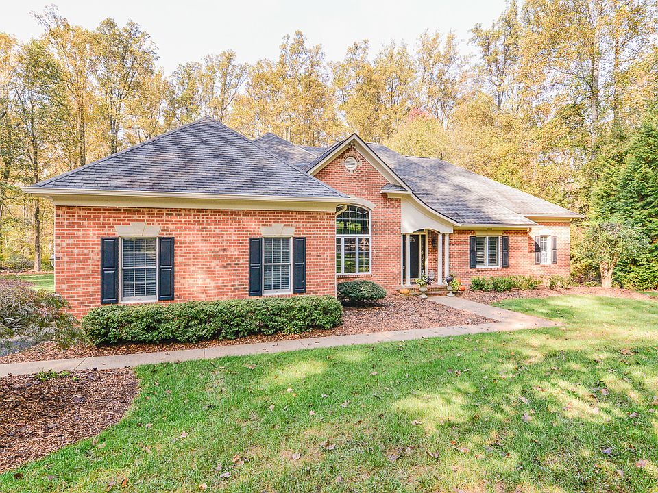 1st image of 5816 Green Springs Dr