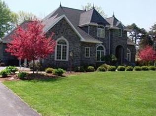4895 E Shorewood Dr, Dunkirk, NY 14048