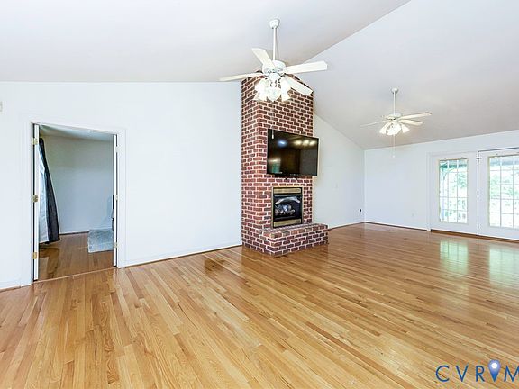 5th image of 19626 Sioux Ln