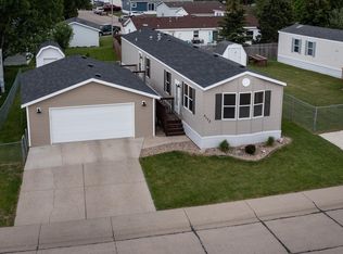 5172 Sumter Cir, Bismarck, ND 58503