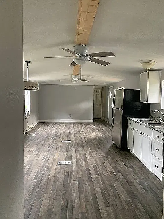2 bed, 924 sqft, $1,600 — Photo 4