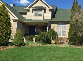 606 W Cyprus Cir, Bloomington, IN