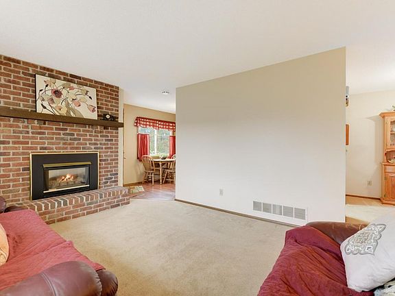 5th image of 12851 Chisholm St NE