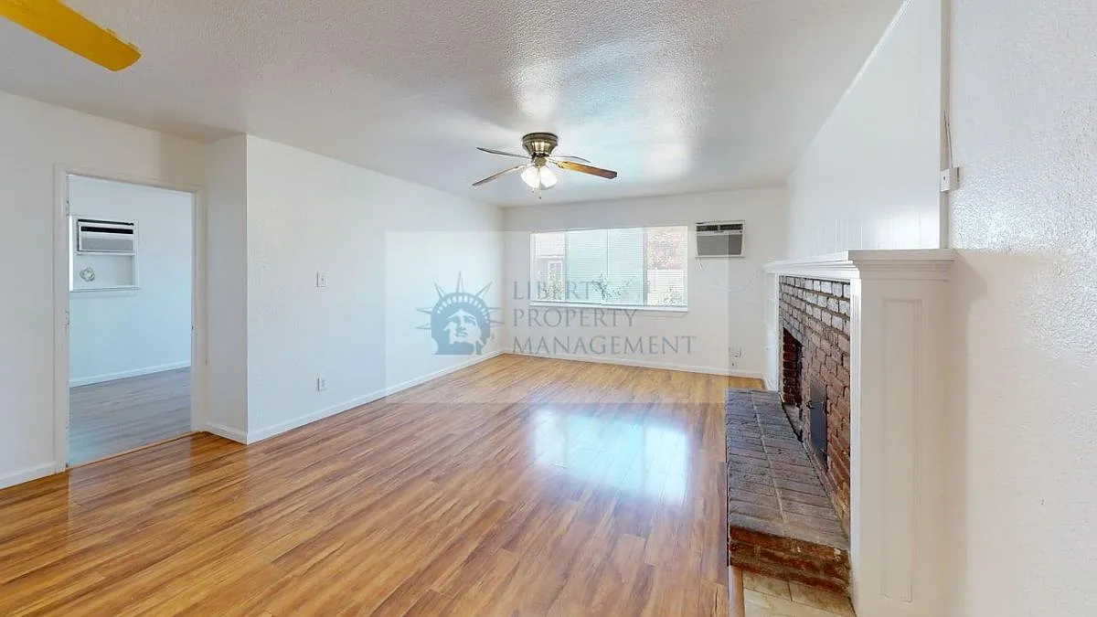 3 bed, 1567 sqft, $1,895 — Photo 2