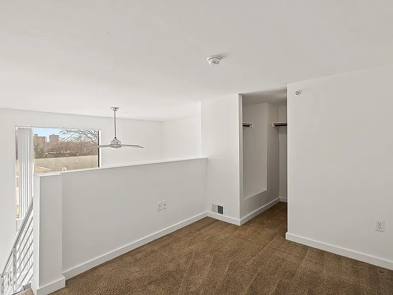 Emerson Lofts — Photo 5