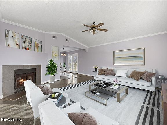 4th image of 915 14TH Avenue S