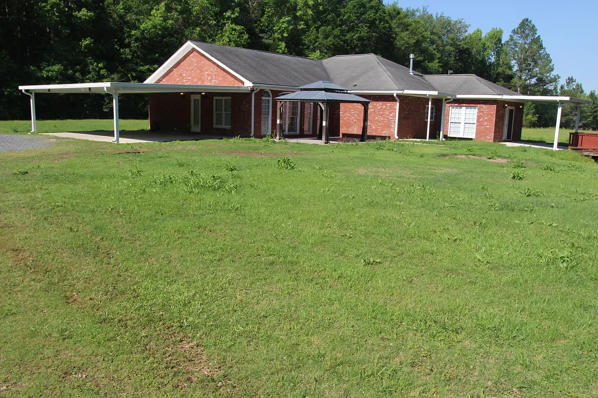 Building Photo - 1826 Porters Corner Rd