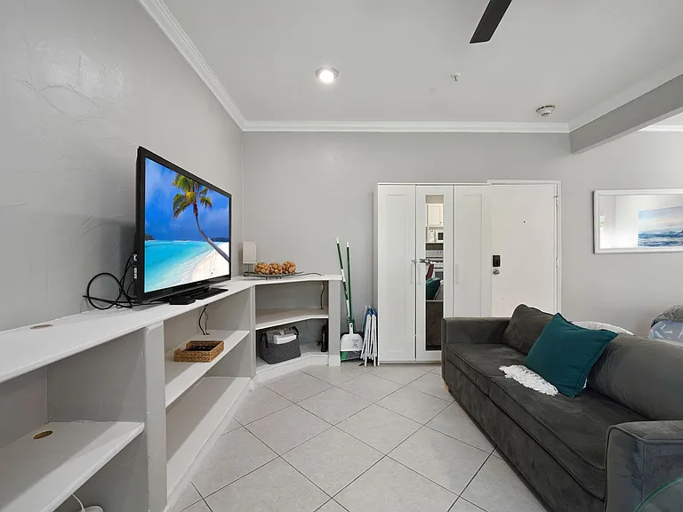 3710 Collins Ave #N-304 — Photo 6
