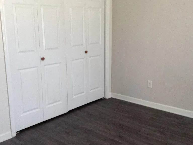 945 Apadana Ct — Photo 5