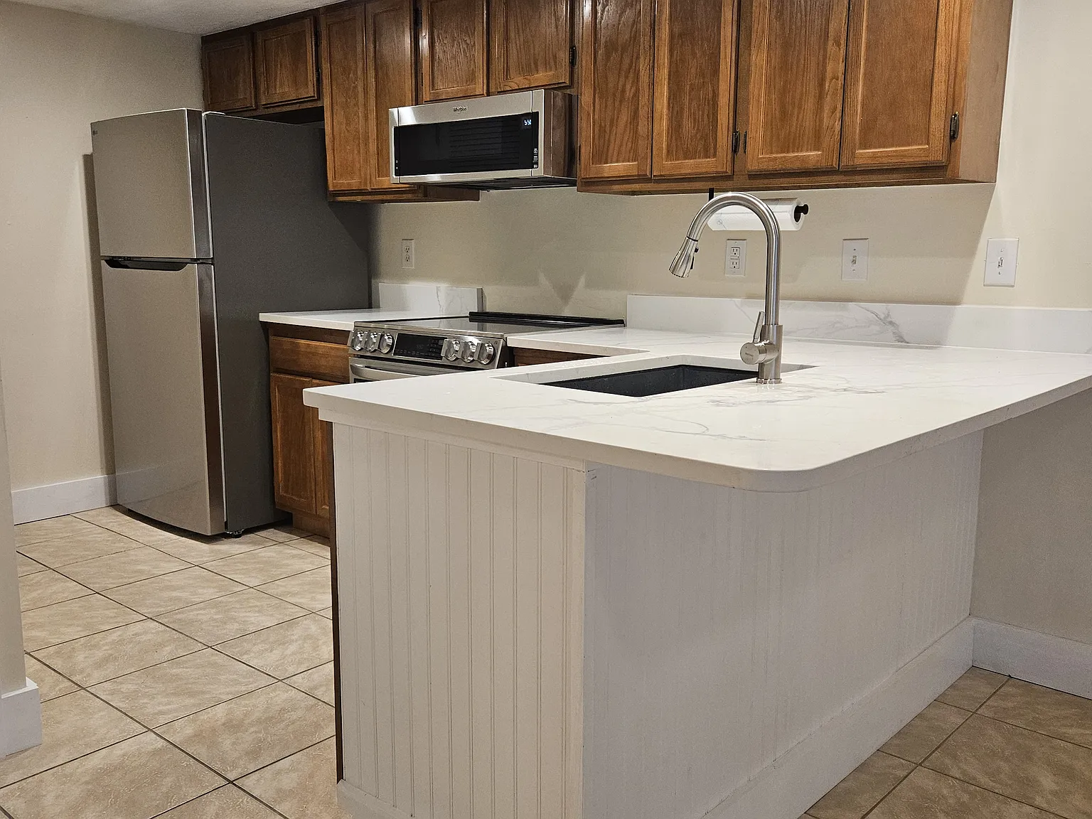 1 bed, 740 sqft, $1,400 — Photo 4