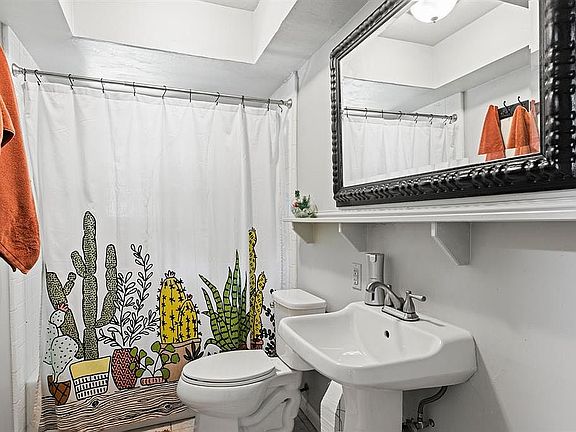 Downstairs Bathroom