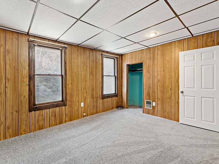 725 Mifflin Rd — Photo 16