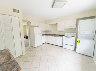 250 Woodhill Ln APT 3, Frankfort, KY 40601