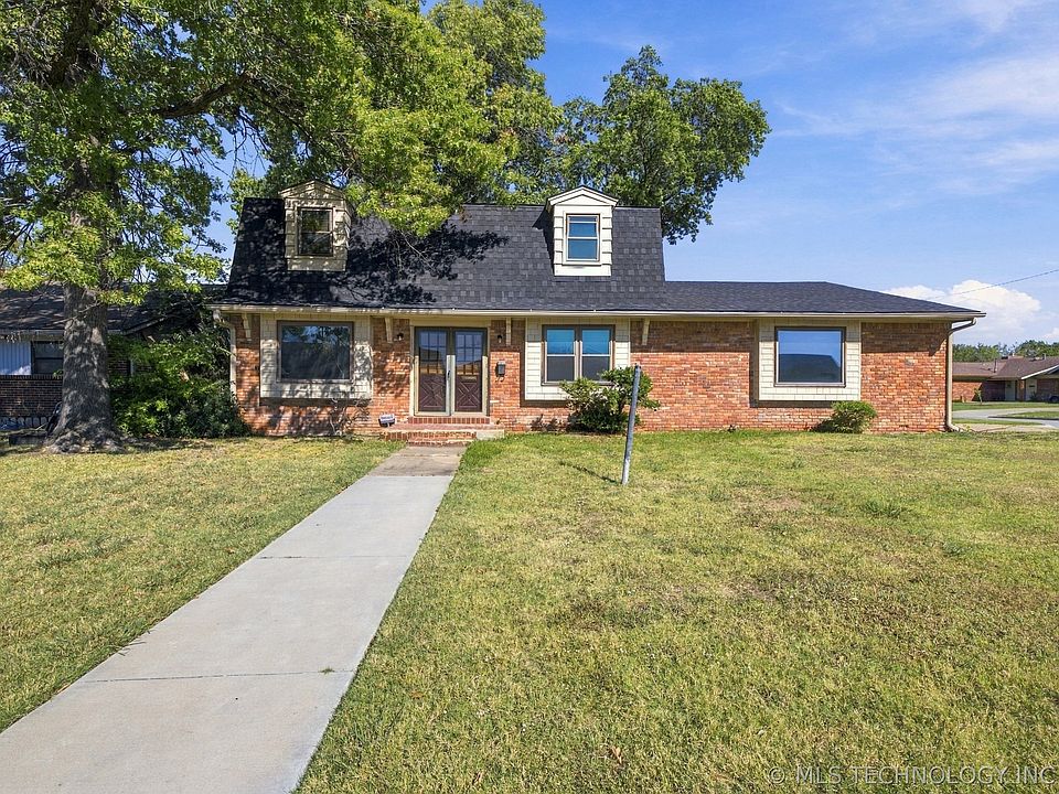1st image of 9447 E 40th Pl