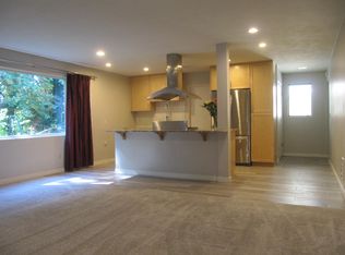 8245 SW Charlotte Dr, Beaverton, OR 97007