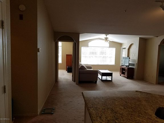 5th image of 13810 Sutton Park Dr N APT 1120