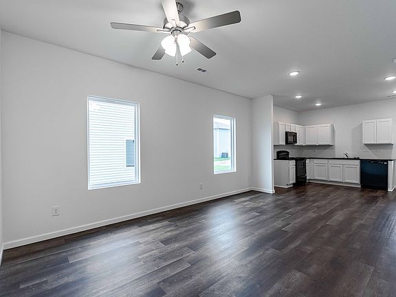 4th image of 31 Stonehenge Ln S Lot 56