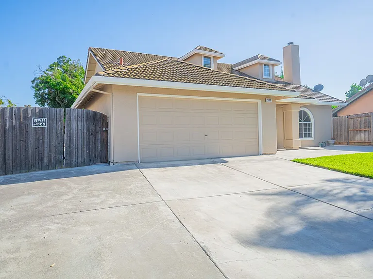 2130 Hidden Canyon Way — Photo 8