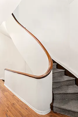 Rented by Corcoran | media 23