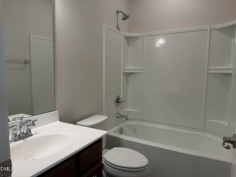 946 Channing Park Cir — Photo 30