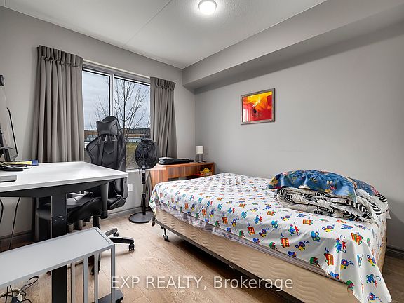5th image of 321 Spruce St #211
