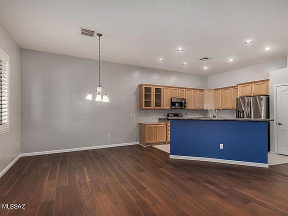 5th image of 7471 S Climbing Ivy Dr