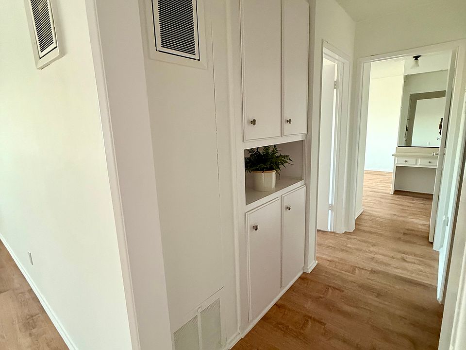 1st image of 6727 Sylmar Ave #142ac6b0e
