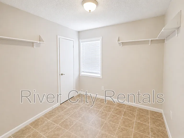 849 Candleknoll Ln — Photo 9