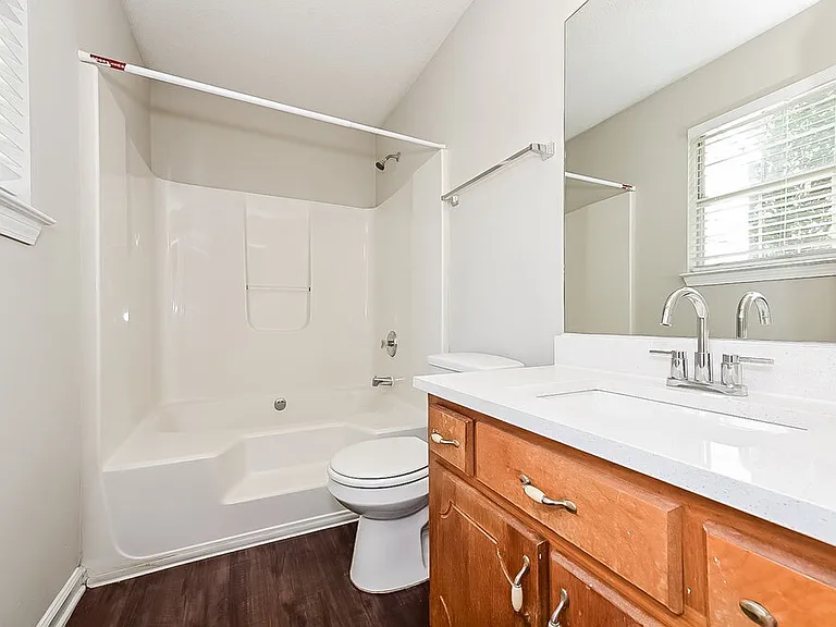 68 Hampton Oaks Dr — Photo 14