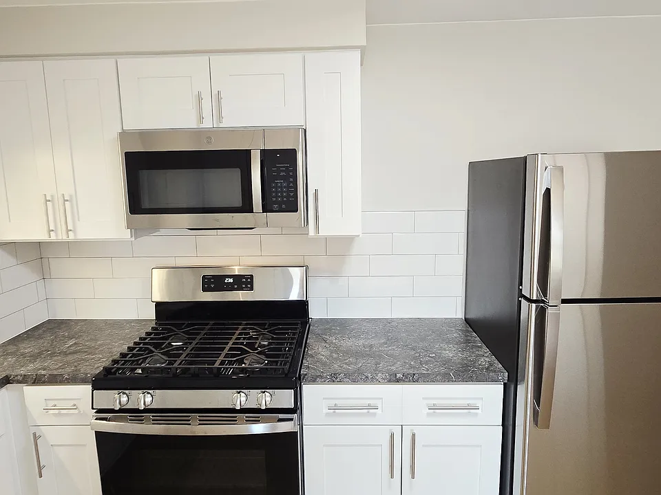 11011 - 13 South Lloyd Drive - #13