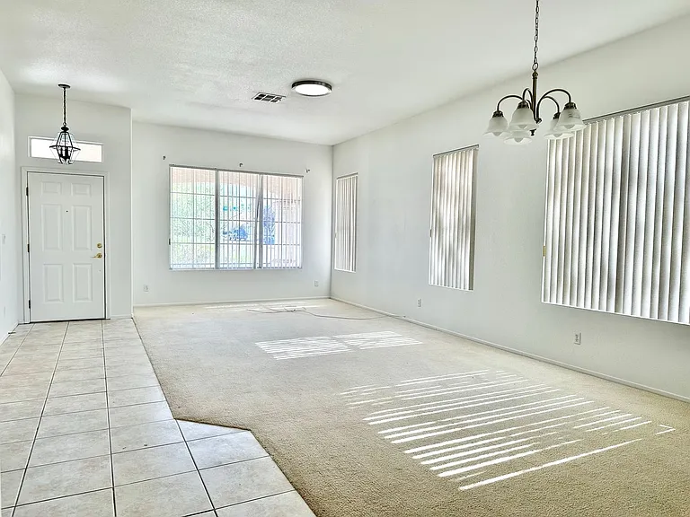 9103 Imperial Castle Ct — Photo 24