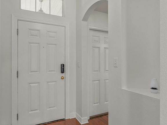 2nd image of 111 Riverbrooke Dr