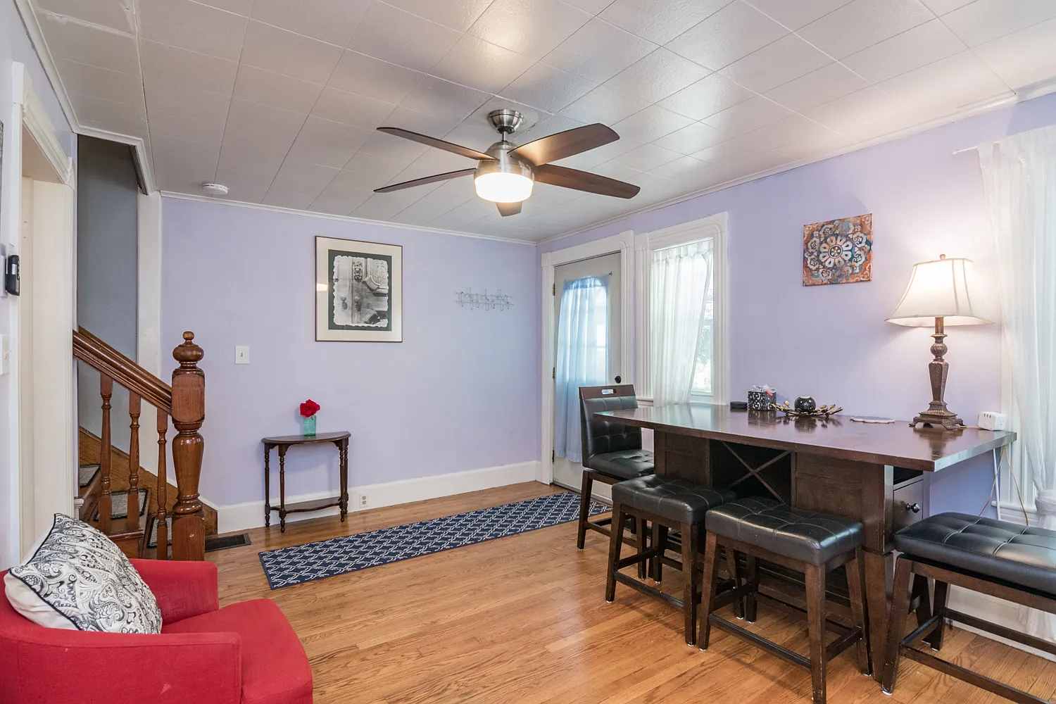3 bed, 1.5 bath, 1400 sqft, $2,700 — Photo 3