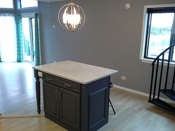 5th image of 367 Wilmington Dr #201D