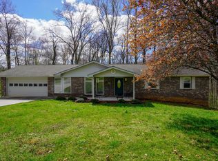 10005 Pitch Pine Dr, Powell, TN 37849