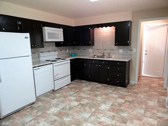 4th image of 4303 W Roanoke Pl