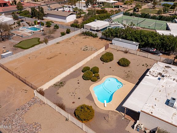 4th image of 5202 E CHOLLA Street