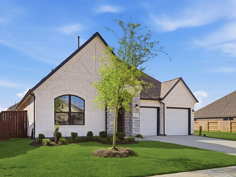 5019 Field Sparrow Ln — Photo 3