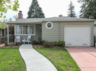1368 Chestnut St, San Carlos, CA 94070