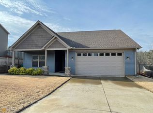 384 Highland Pointe Dr, Alto, GA 30510