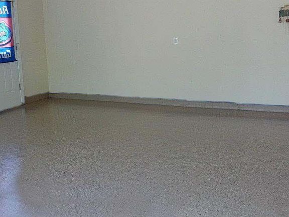 5th image of 20869 Haverford Ct