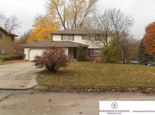 552 S 122nd St, Omaha, NE 68154