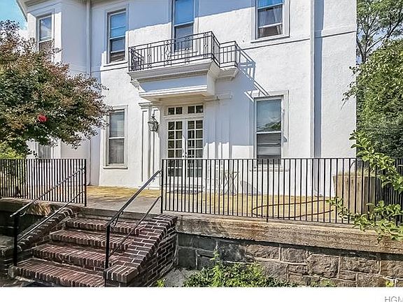 4th image of 109 Primrose Ave