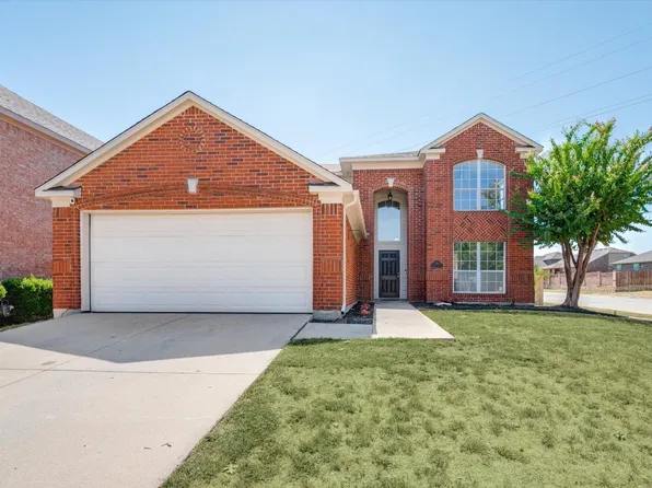 801 Missouri Ln, Saginaw, TX 76131
