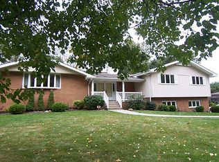 115 Stratford Dr, Mcmurray, PA
