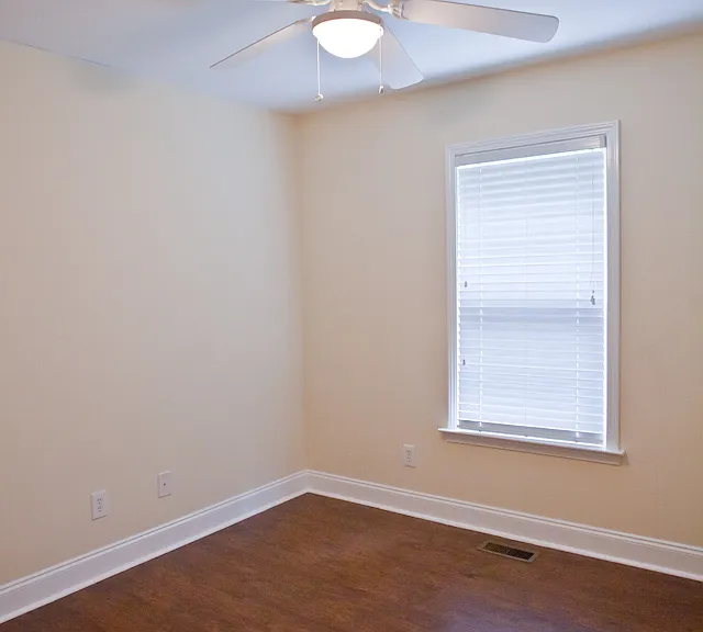 700 N Greensboro St #B — Photo 7